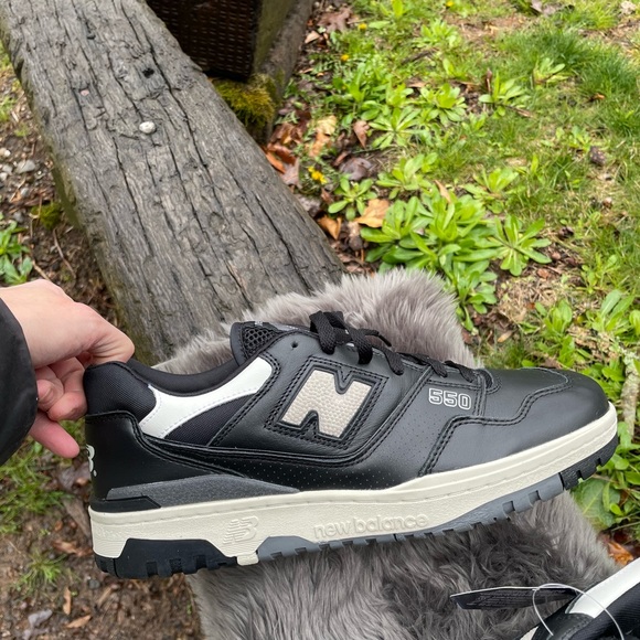 NWT New Balance 550 Panda Low Sneakers size 11.5 Men’s - Picture 10 of 11